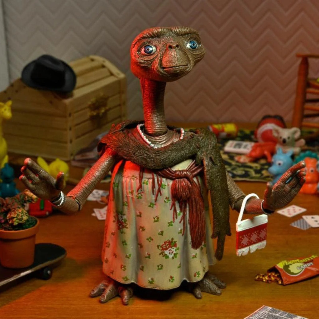 NECA 40th Anniversary Ultimate Dress Up E.T.