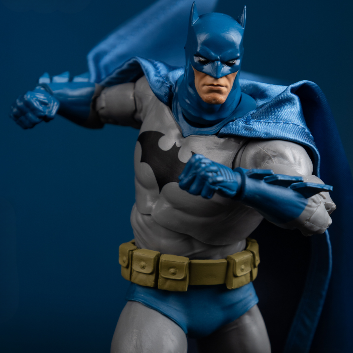 DC Multiverse Batman (Hush 2)