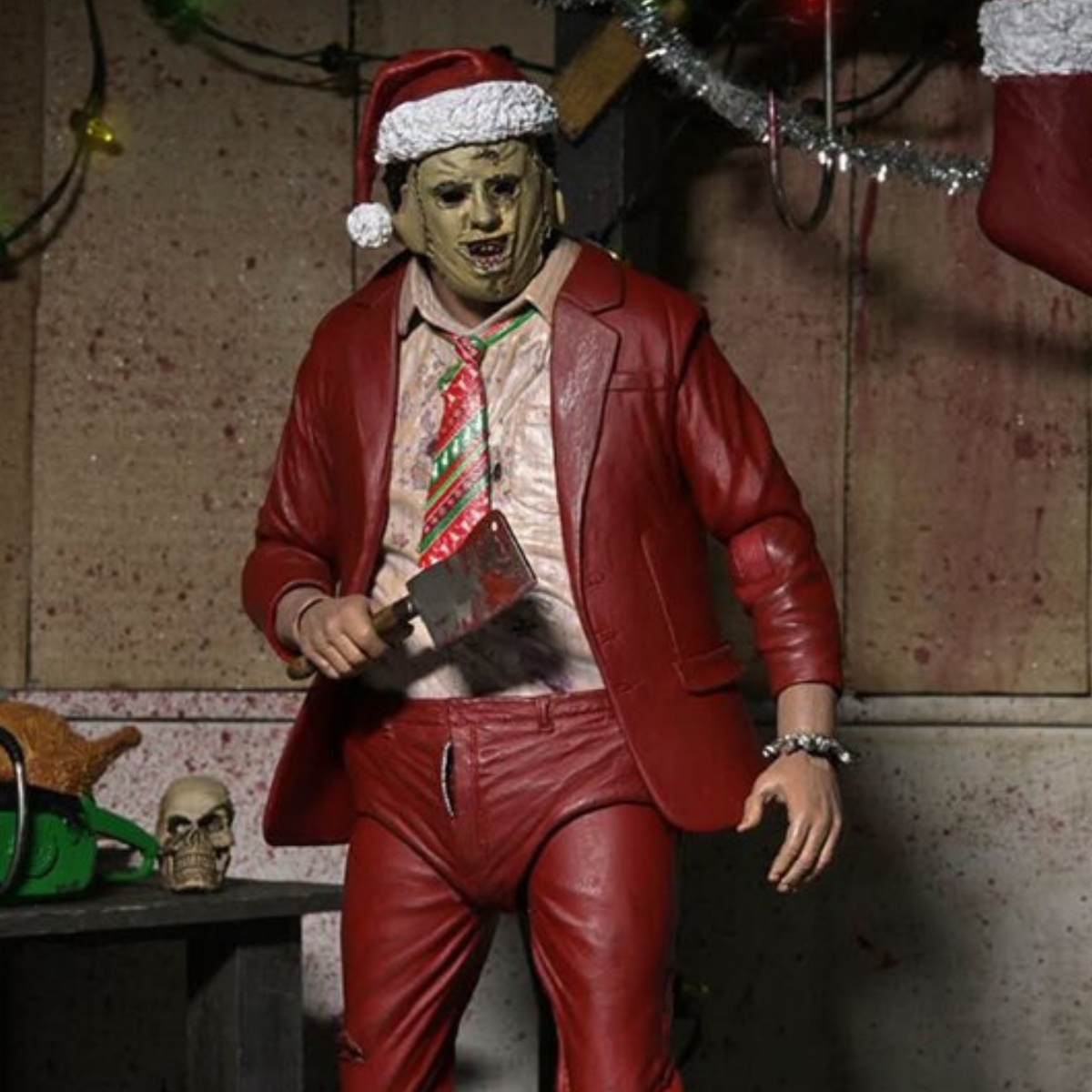 NECA Texas Chainsaw Massacre Ultimate Santa Leatherface