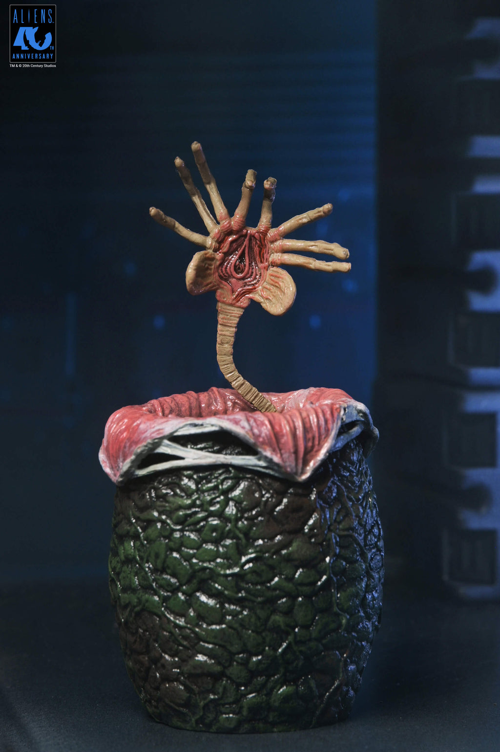 NECA Aliens 40th Anniversary Ultimate Warrior Xenomorph