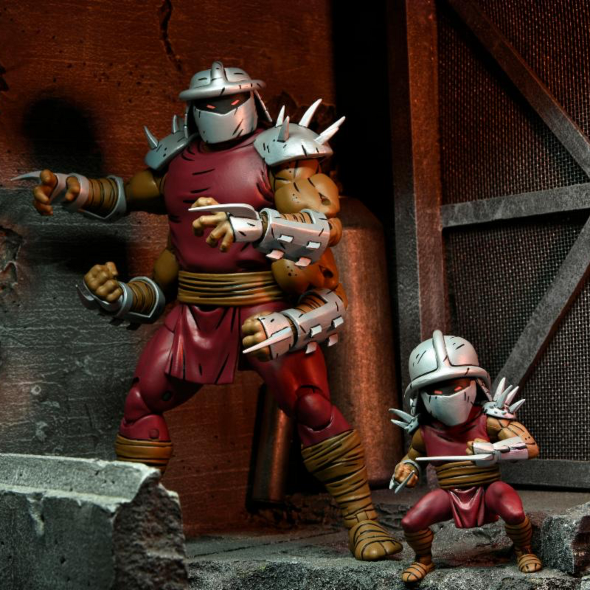 NECA Teenage Mutant Ninja Turtles Mirage Ultimate Deluxe Shredder Clone & Mini Shredder