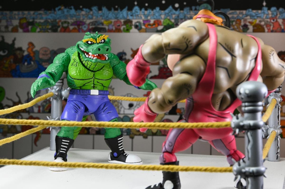 NECA Teenage Mutant Ninja Turtles Stump Wrestling Leatherhead (Archie Comics)